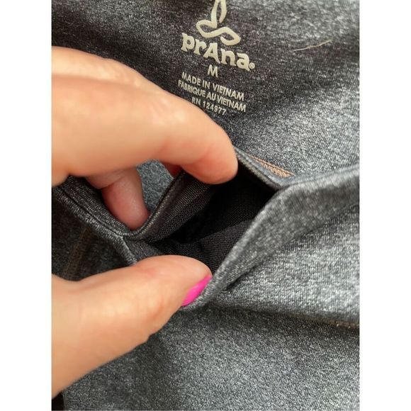 Prana Audrey Knicker size M capri low rise in grey - Picture 6 of 8